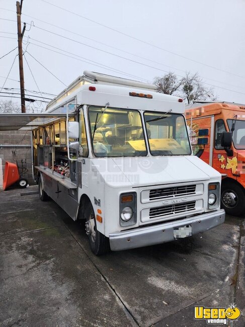 1990 Kitchen Food Truck Catering Food Truck California Gas Engine for Sale