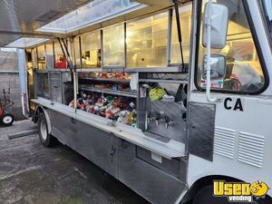 1990 Kitchen Food Truck Catering Food Truck Insulated Walls California Gas Engine for Sale