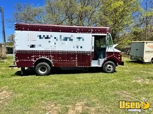 22' Grumman Kurbmaster Step Van Truck for Mobile Boutique for Sale in Michigan!