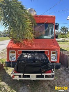1990 P30 All-purpose Food Truck Cabinets Florida Gas Engine for Sale
