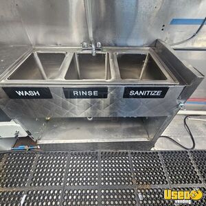1990 P30 All-purpose Food Truck Hand-washing Sink Utah Gas Engine for Sale