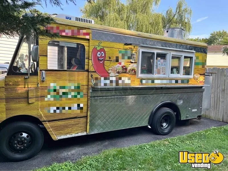 1990 P30 All-purpose Food Truck Maryland Diesel Engine for Sale