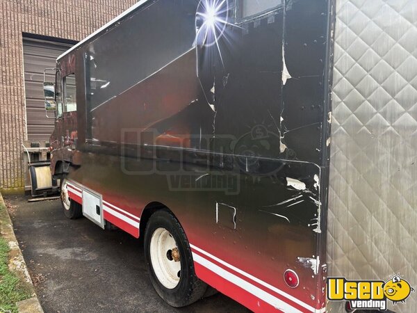 1990 P30 All-purpose Food Truck Pennsylvania for Sale