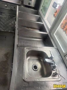 1990 P30 All-purpose Food Truck Triple Sink Maryland Diesel Engine for Sale