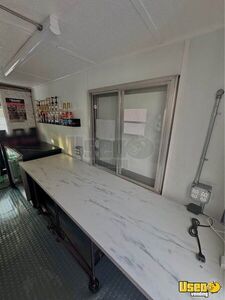 1990 P30 Coffee & Beverage Truck Electrical Outlets Connecticut Gas Engine for Sale