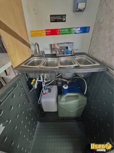 1990 P30 Coffee & Beverage Truck Gray Water Tank Connecticut Gas Engine for Sale