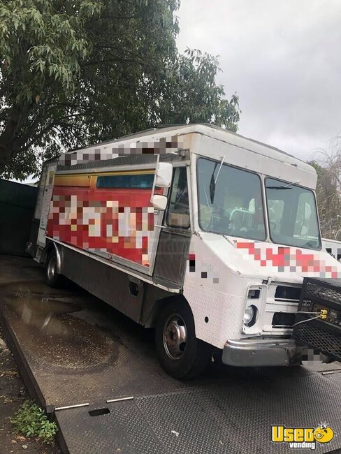 1990 P30 Food Truck All-purpose Food Truck Concession Window California for Sale