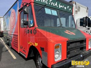 1990 P30 Kitchen Food Truck All-purpose Food Truck Awning Minnesota Gas Engine for Sale