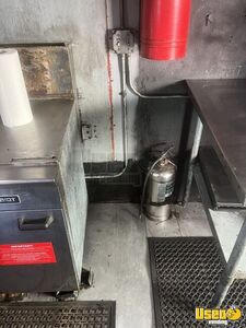 1990 P30 Kitchen Food Truck All-purpose Food Truck Exhaust Hood Colorado Gas Engine for Sale