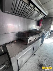 1990 P30 Kitchen Food Truck All-purpose Food Truck Generator Minnesota Gas Engine for Sale
