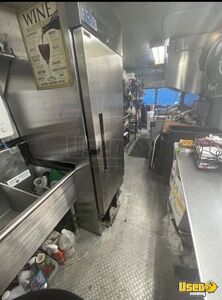 1990 P30 Step Van Kitchen Food Truck All-purpose Food Truck Awning Texas Gas Engine for Sale