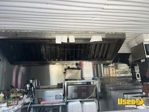 1990 P30 Step Van Kitchen Food Truck All-purpose Food Truck Exhaust Fan Florida Gas Engine for Sale