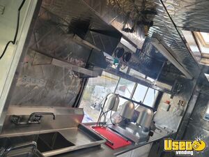 1990 P30 Step Van Kitchen Food Truck All-purpose Food Truck Exhaust Hood New Hampshire Gas Engine for Sale