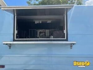 1990 P30 Step Van Kitchen Food Truck All-purpose Food Truck Exterior Customer Counter Florida Gas Engine for Sale