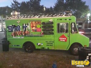 1990 P30 Step Van Kitchen Food Truck All-purpose Food Truck Floor Drains Florida Gas Engine for Sale