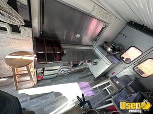 1990 P30 Step Van Kitchen Food Truck All-purpose Food Truck Food Warmer Florida Gas Engine for Sale