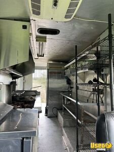 1990 P30 Step Van Kitchen Food Truck All-purpose Food Truck Generator Texas Gas Engine for Sale