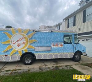 1990 P30 Step Van Kitchen Food Truck All-purpose Food Truck North Carolina Gas Engine for Sale