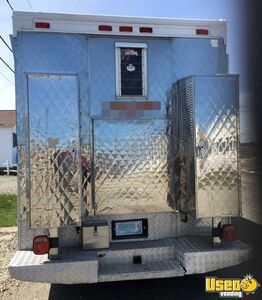 1990 P30 Step Van Kitchen Food Truck All-purpose Food Truck Prep Station Cooler New Hampshire Gas Engine for Sale