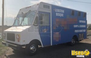 1990 P30 Step Van Kitchen Food Truck All-purpose Food Truck Propane Tank New Hampshire Gas Engine for Sale