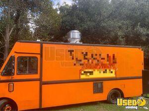 1990 P30 Step Van Kitchen Food Truck All-purpose Food Truck South Carolina Diesel Engine for Sale