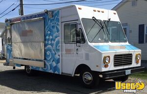 1990 P30 Step Van Kitchen Food Truck All-purpose Food Truck Stainless Steel Wall Covers New Hampshire Gas Engine for Sale