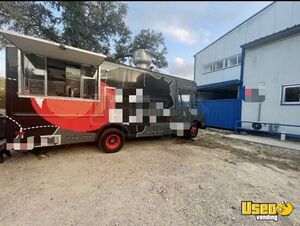 1990 P30 Step Van Kitchen Food Truck All-purpose Food Truck Texas Gas Engine for Sale