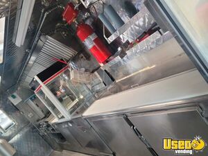 1990 P30 Step Van Kitchen Food Truck All-purpose Food Truck Warming Cabinet New Hampshire Gas Engine for Sale