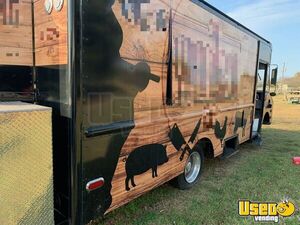 1990 P30 Stepvan Kitchen Food Truck All-purpose Food Truck Texas Gas Engine for Sale