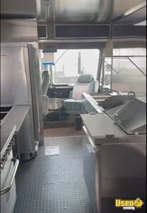 1990 P35 All-purpose Food Truck Insulated Walls New Jersey Gas Engine for Sale