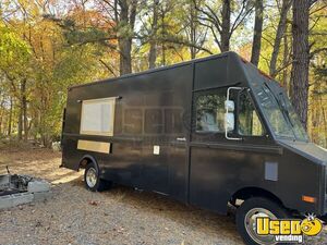 1990 P35 All-purpose Food Truck Stainless Steel Wall Covers New Jersey Gas Engine for Sale