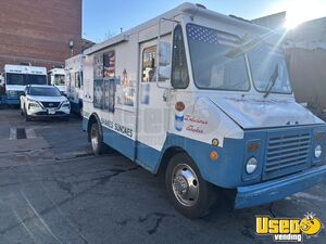 1990 P35 Ice Cream Truck New York Gas Engine for Sale