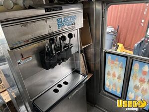 1990 P35 Ice Cream Truck Stainless Steel Wall Covers New York Gas Engine for Sale