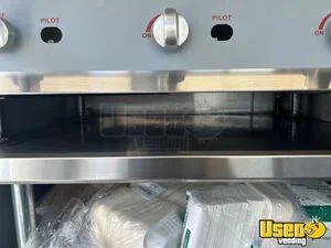 1990 P3500 All-purpose Food Truck Pro Fire Suppression System Pennsylvania Gas Engine for Sale