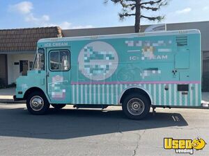 1990 P90 Ice Cream Truck Diamond Plated Aluminum Flooring California Gas Engine for Sale