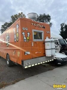 1990 Ps6500 All-purpose Food Truck Stainless Steel Wall Covers Michigan Gas Engine for Sale