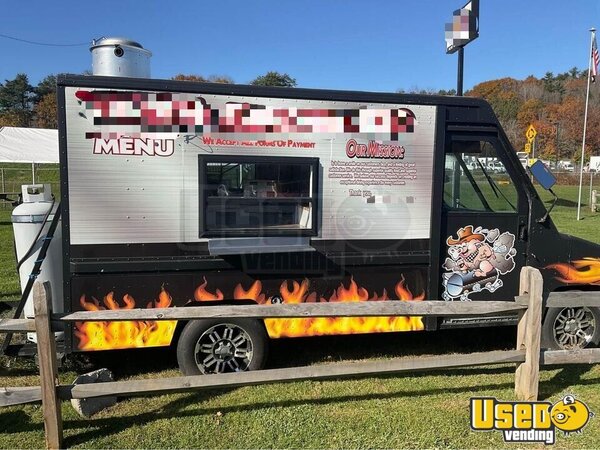 1990 Safari All-purpose Food Truck Vermont Gas Engine for Sale