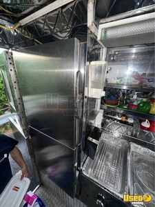 1990 Sierra Sl 3500 Lunch Serving Food Truck Deep Freezer Massachusetts Gas Engine for Sale