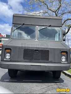 1990 Step Van Kitchen Food Truck All-purpose Food Truck Concession Window Washington Diesel Engine for Sale
