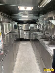 1990 Step Van Kitchen Food Truck All-purpose Food Truck Diamond Plated Aluminum Flooring California Gas Engine for Sale