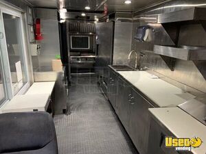 1990 Step Van Kitchen Food Truck All-purpose Food Truck Diamond Plated Aluminum Flooring Michigan Gas Engine for Sale