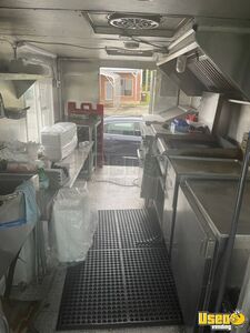 1990 Step Van Kitchen Food Truck All-purpose Food Truck Prep Station Cooler North Carolina Diesel Engine for Sale