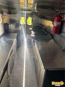 1990 Step Van Kitchen Food Truck All-purpose Food Truck Surveillance Cameras Florida Diesel Engine for Sale