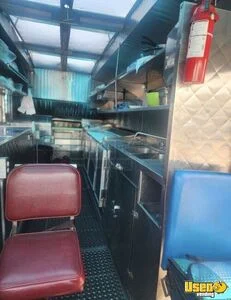 1990 Taco Food Truck Taco Food Truck Diamond Plated Aluminum Flooring California Gas Engine for Sale