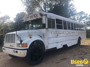 35' Thomas International Skoolie Bus with Partial Conversion for Sale in Kentucky!
