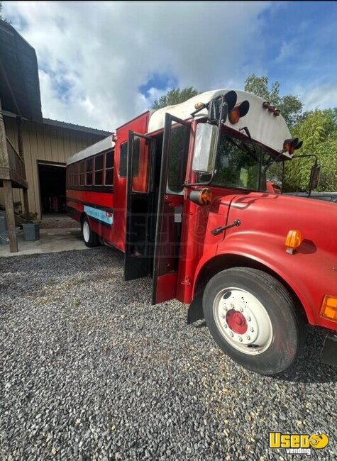 1991 Bus Conversion Food Truck All-purpose Food Truck Louisiana Diesel Engine for Sale