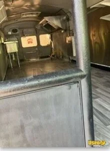 1991 Bus Conversion Food Truck All-purpose Food Truck Pro Fire Suppression System Louisiana Diesel Engine for Sale