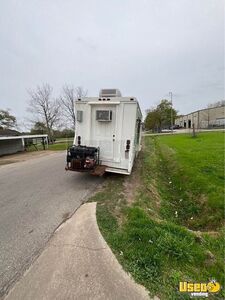 1991 Food Truck All-purpose Food Truck Diamond Plated Aluminum Flooring Texas Diesel Engine for Sale