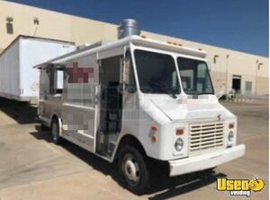 1991 Grumman Olson P30 All-purpose Food Truck Concession Window Texas Gas Engine for Sale