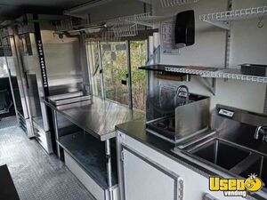 1991 P-30 All-purpose Food Truck Stainless Steel Wall Covers Texas Gas Engine for Sale